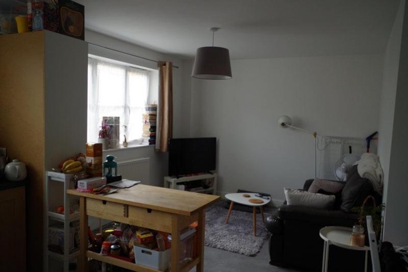 Bright, Chilled Ensuite Db In A Shared Flat! Проживание в семье