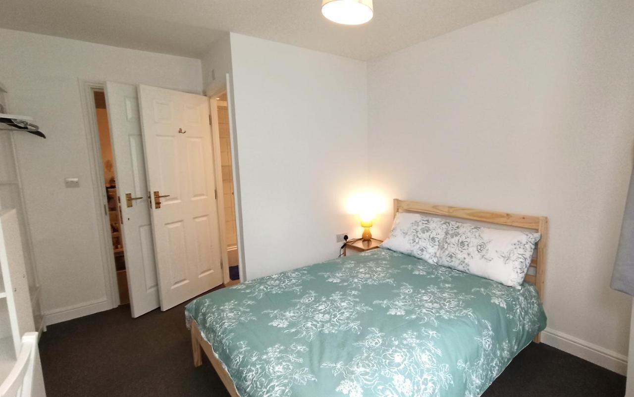 Bright, Chilled Ensuite Db In A Shared Flat! Проживание в семье Лондон