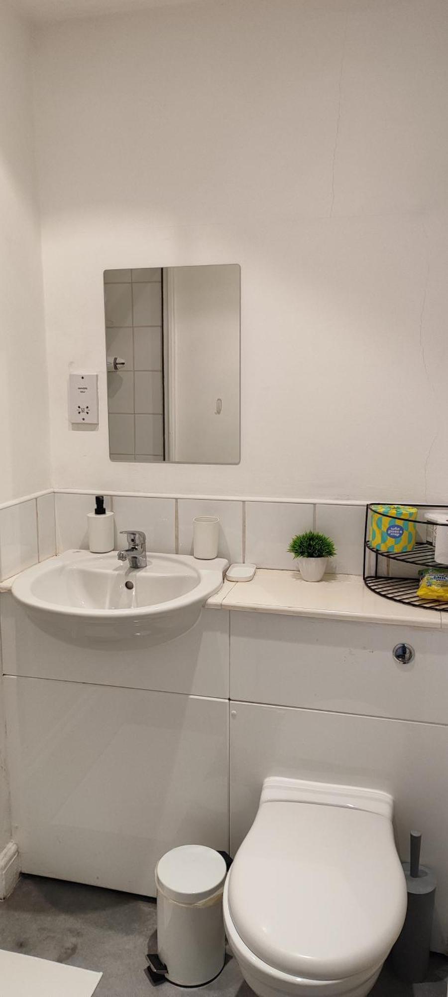 Bright, Chilled Ensuite Db In A Shared Flat! Проживание в семье Лондон
